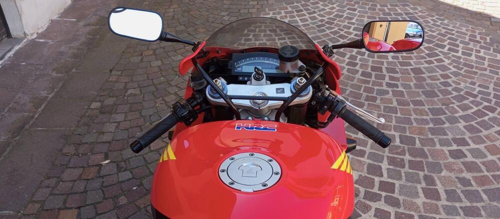 Honda VTR 1000 SP1 (10)