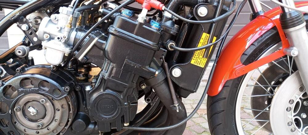 Yamaha TZ 750 A  (5)