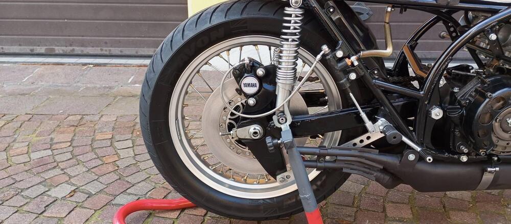 Yamaha TZ 750 A  (6)