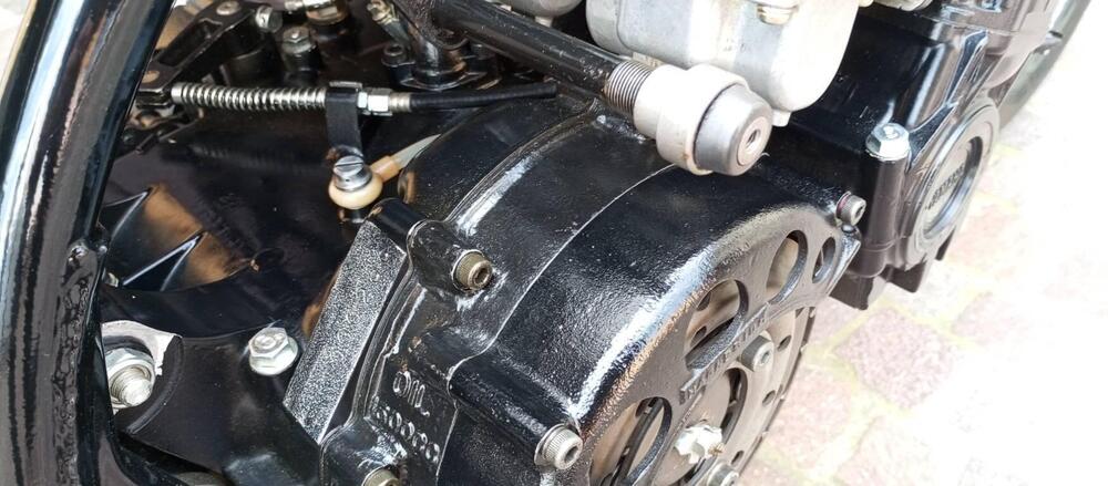 Yamaha TZ 750 A  (11)