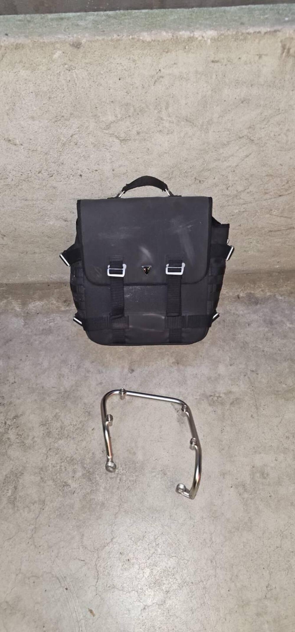 Triumph Scrambler 1200 XC (2021 - 23) (11)