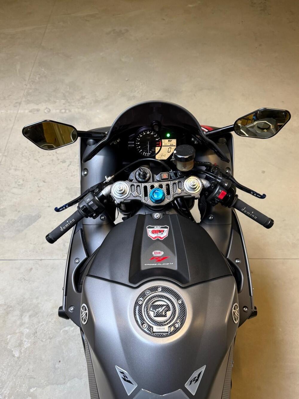 Yamaha YZF R1 (2012 - 14) (11)