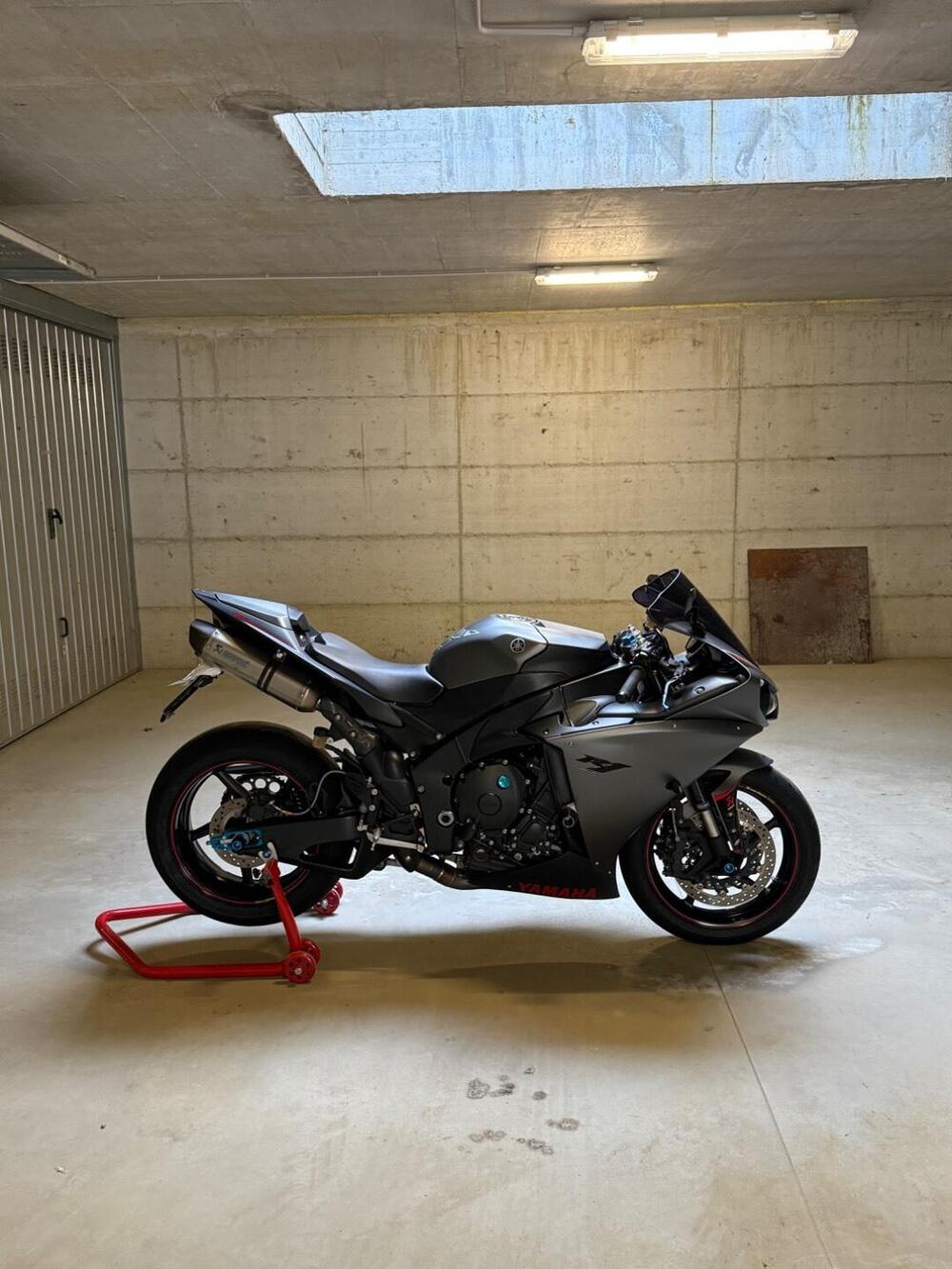 Yamaha YZF R1 (2012 - 14) (14)