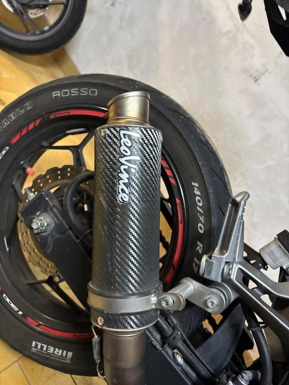 Kawasaki Z 300 ABS (2015 - 16) (5)