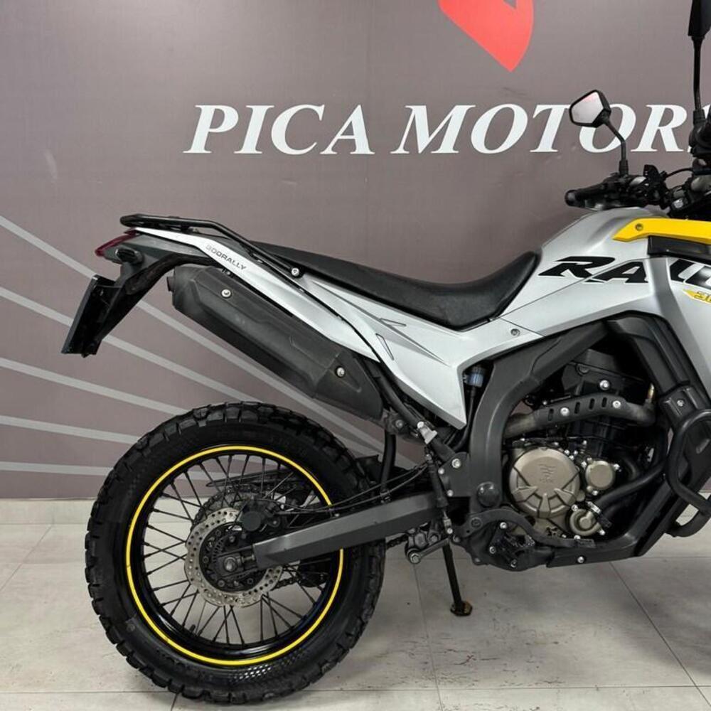 Voge 300 GY Rally (2022) (2)