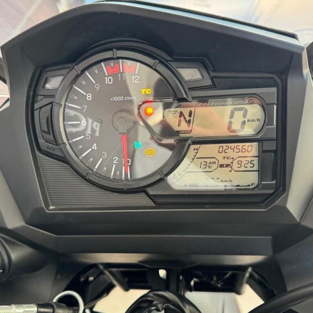 Suzuki V-Strom 650 (2021 - 25) (5)