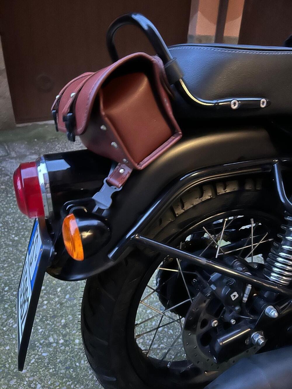 Royal Enfield Bullet 350 (2024 - 26) (3)