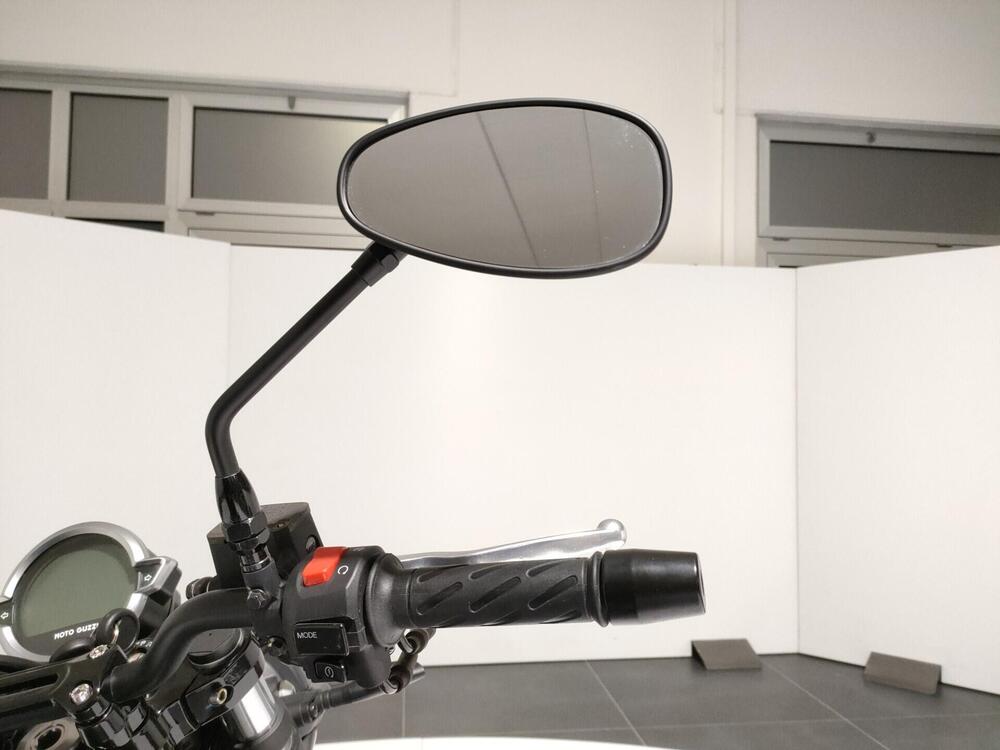 Moto Guzzi V7 Stone Centenario (2021 - 22) (22)