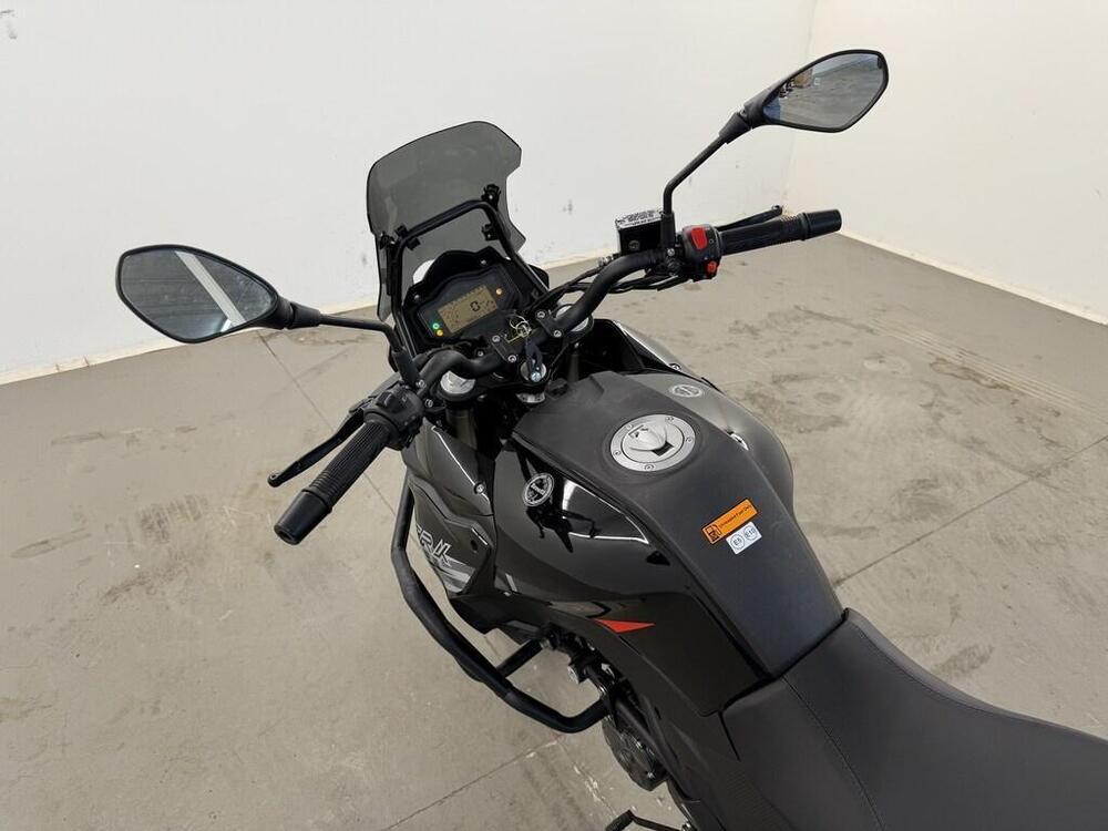 Benelli TRK 251 (2022 - 25) (14)