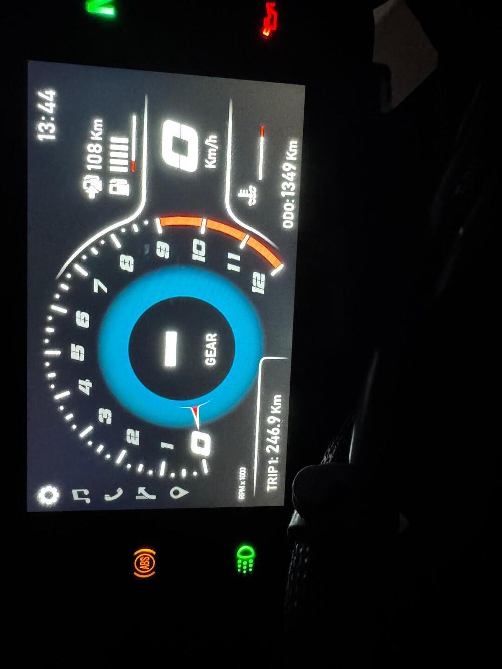 Moto Morini SEIEMMEZZO STR (2022 - 26) (6)