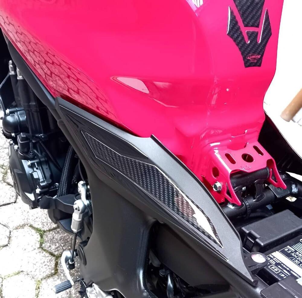 Honda CB 750 Hornet (2025) (9)