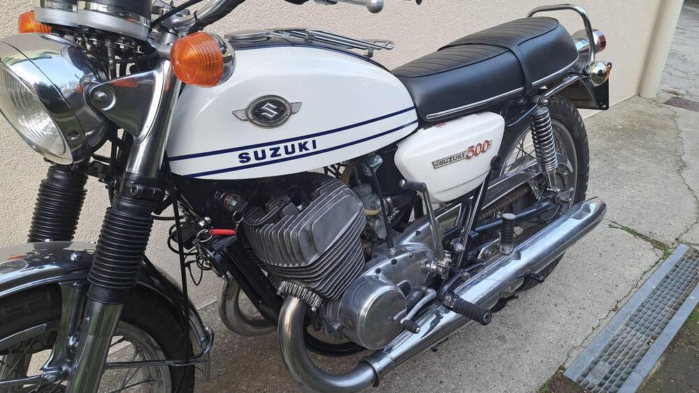 Suzuki Titan 500 (2)