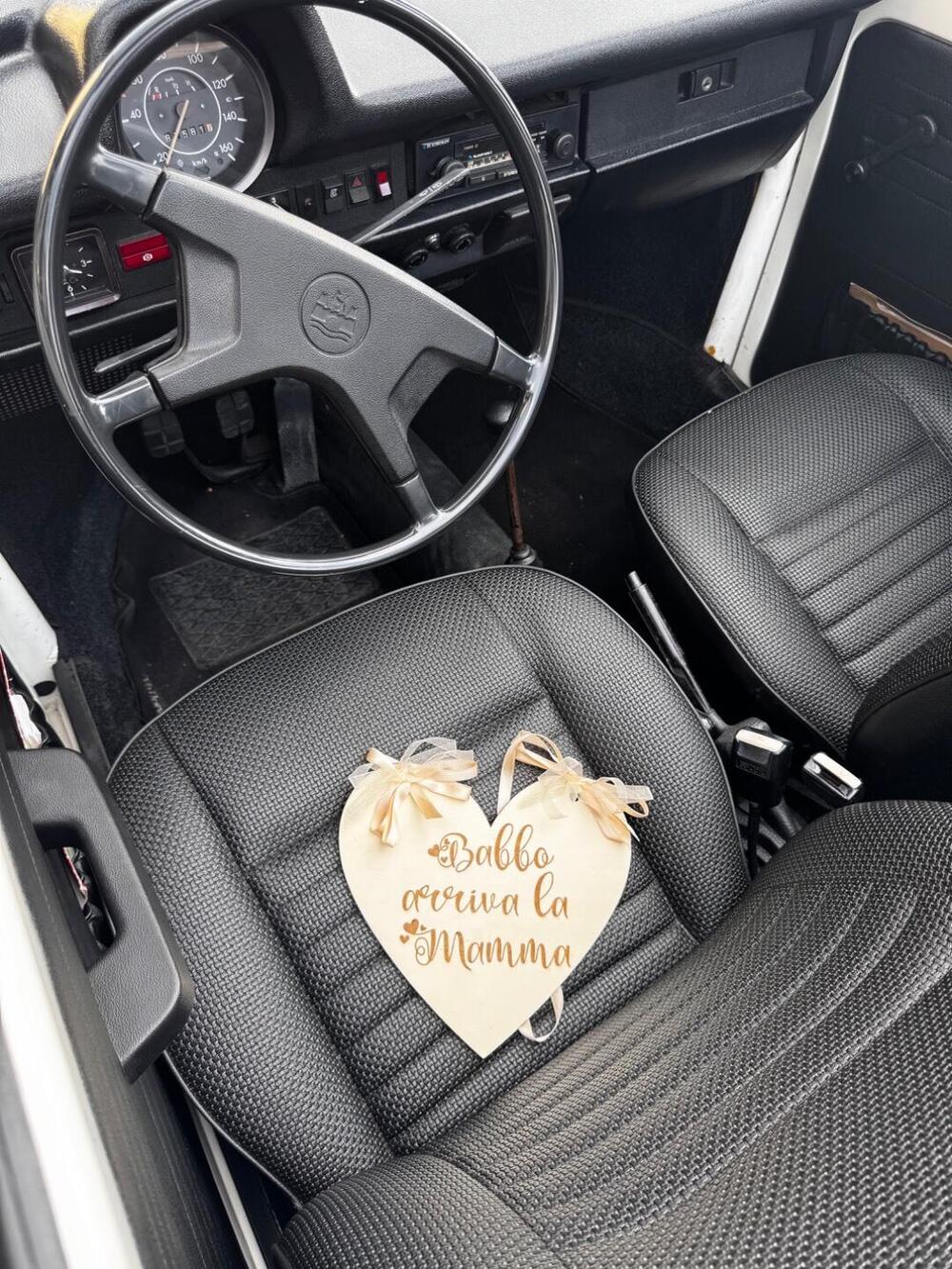 Volkswagen Maggiolone d'epoca a Arezzo (3)