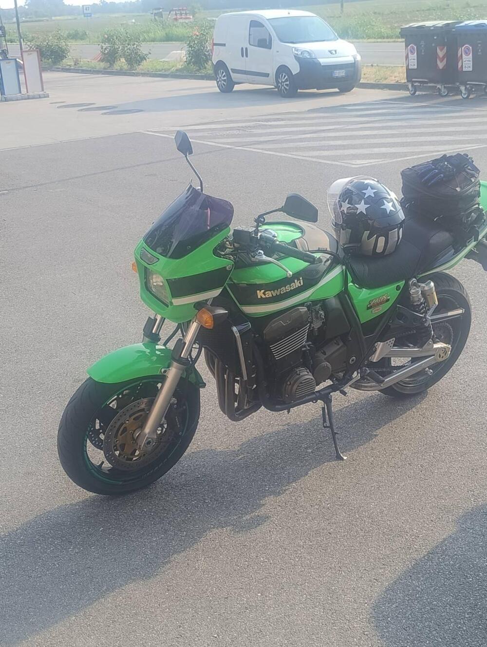 Kawasaki ZRX 1200 R (2000 - 06) (4)