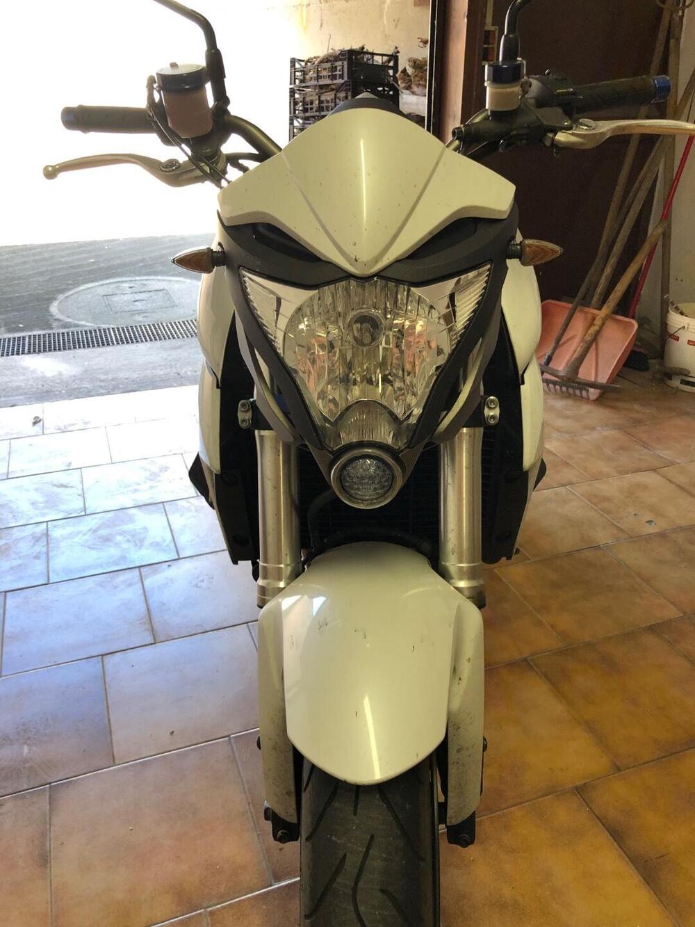 Honda CB 1000 R (2008 - 10) (2)