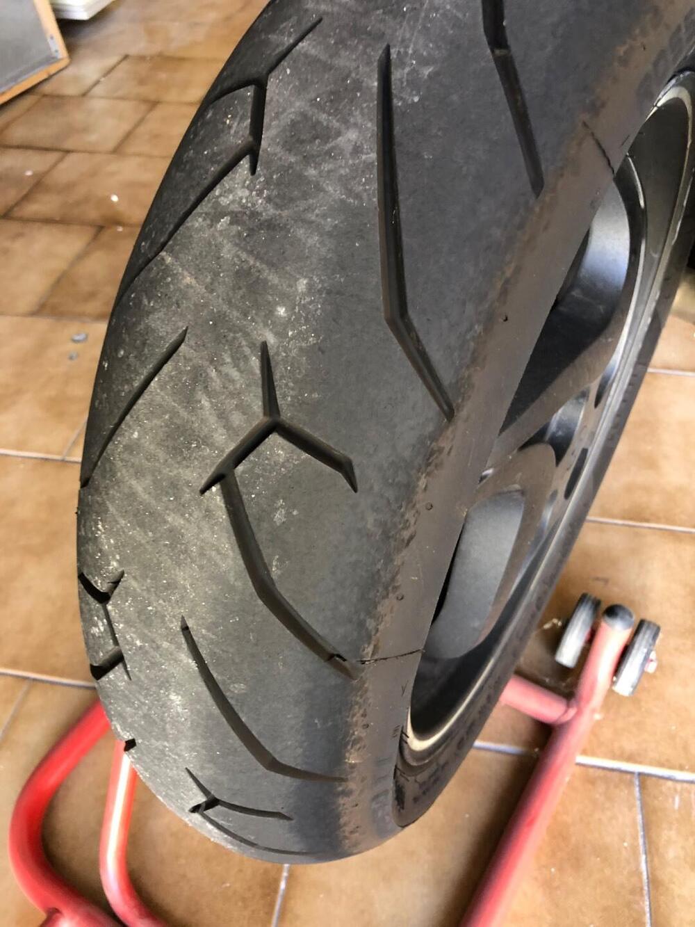 Honda CB 1000 R (2008 - 10) (7)