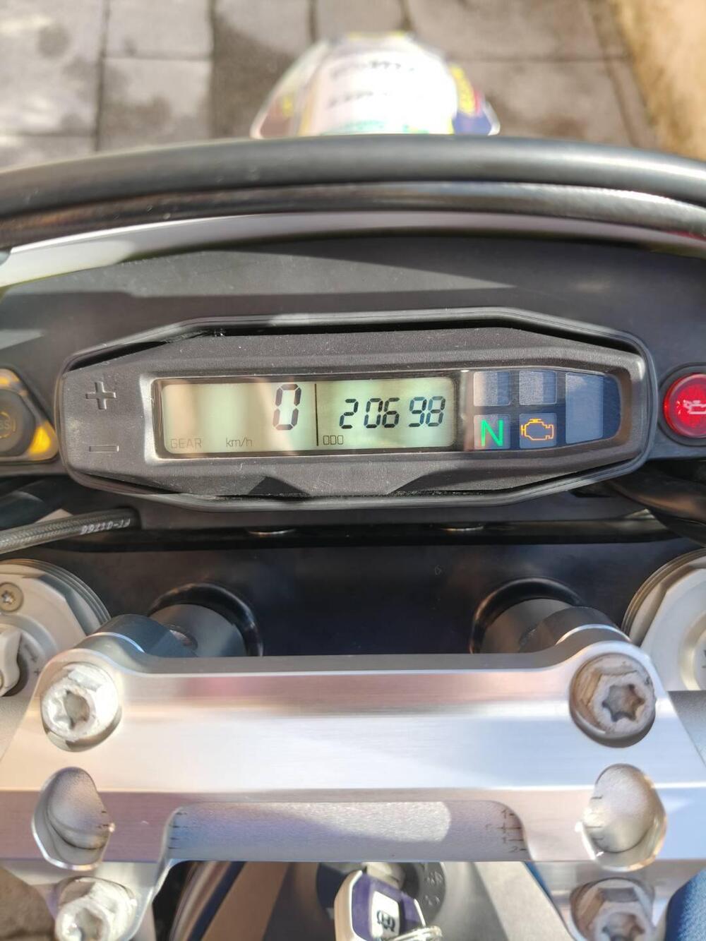 Husqvarna 701 Enduro (2021) (2)