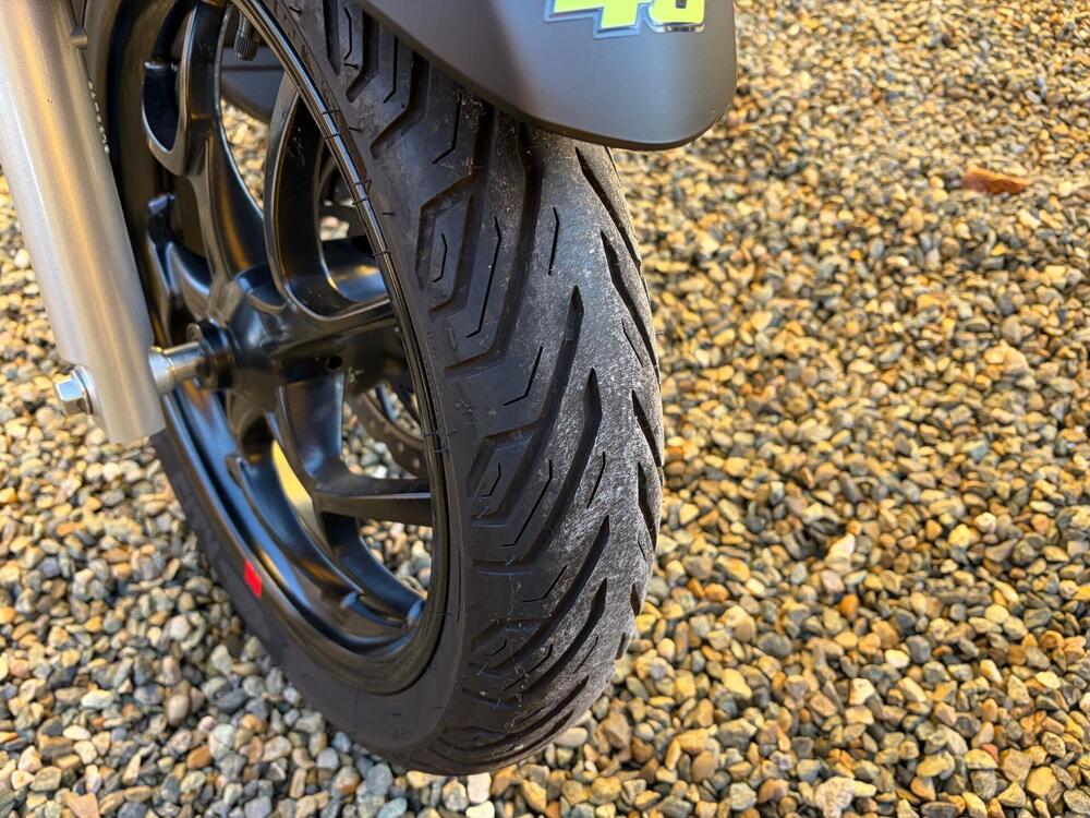 Piaggio Medley 150 S ABS (2021 - 25) (4)