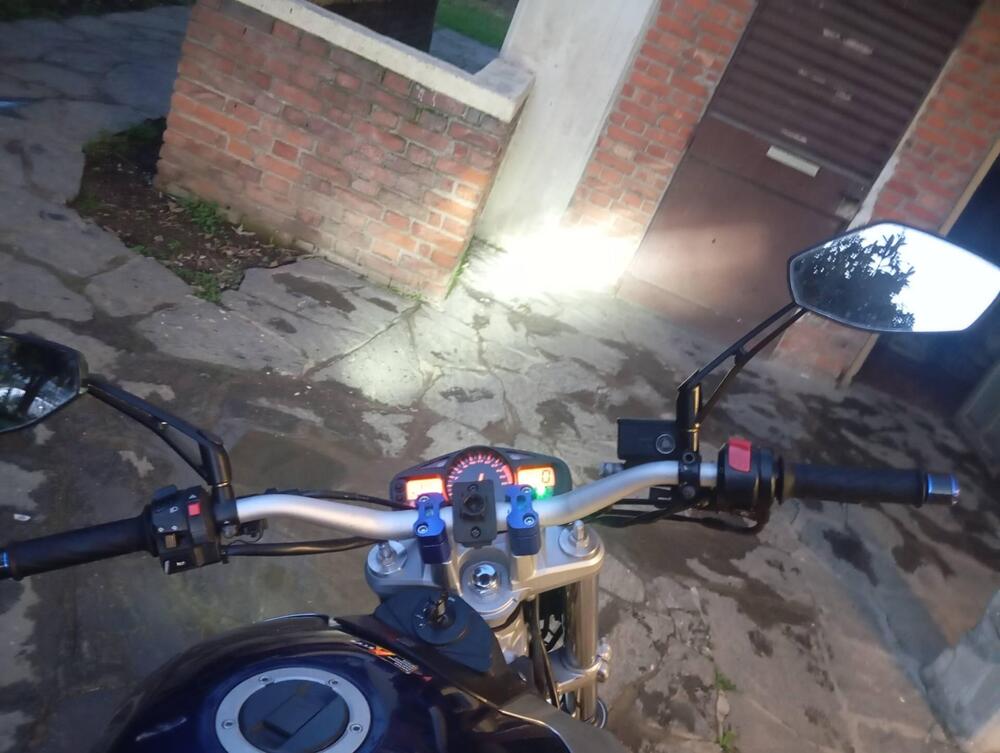 Suzuki GSR 600 (2006 - 11) (3)