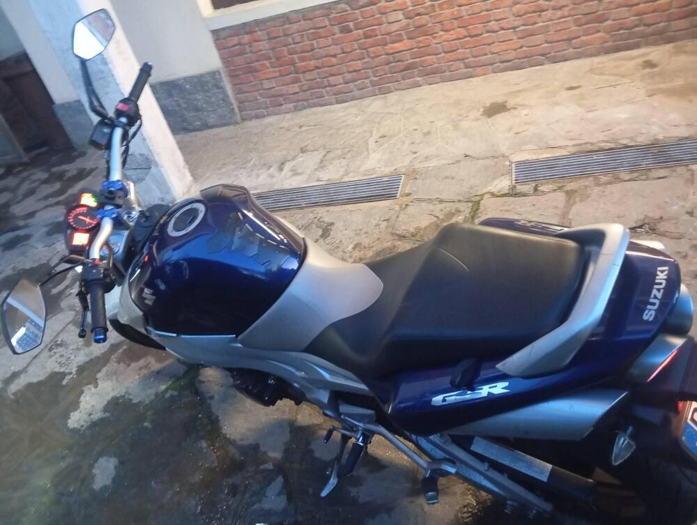 Suzuki GSR 600 (2006 - 11) (5)