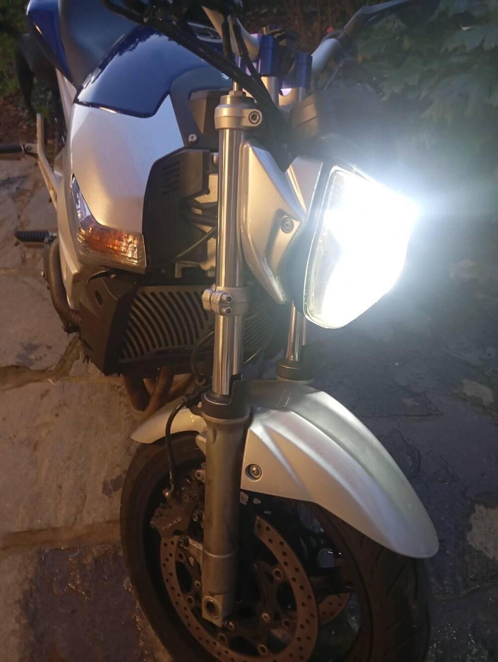 Suzuki GSR 600 (2006 - 11) (6)