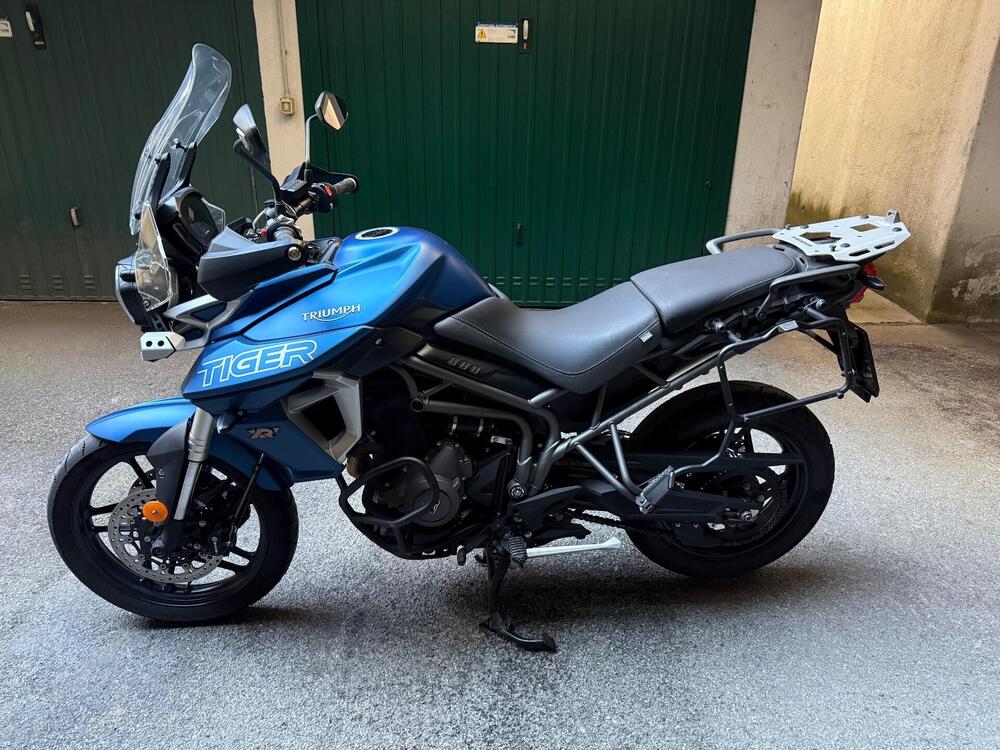 Triumph Tiger 800 XRt (2018 - 20) (2)
