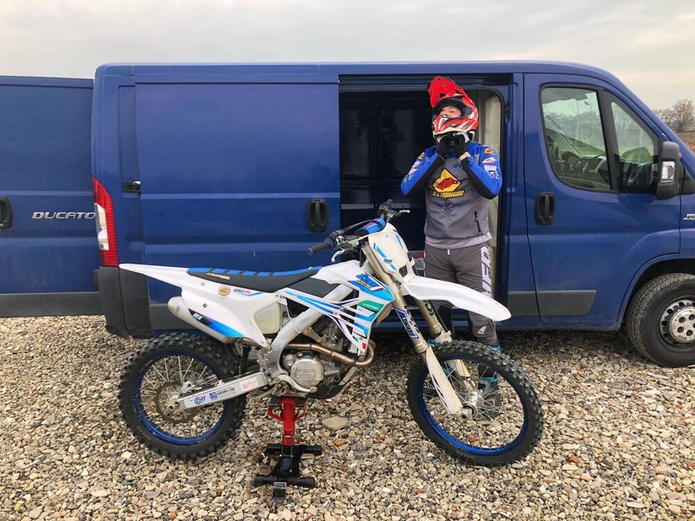 Tm Moto MX 250 ES Fi 4T (2023) (3)