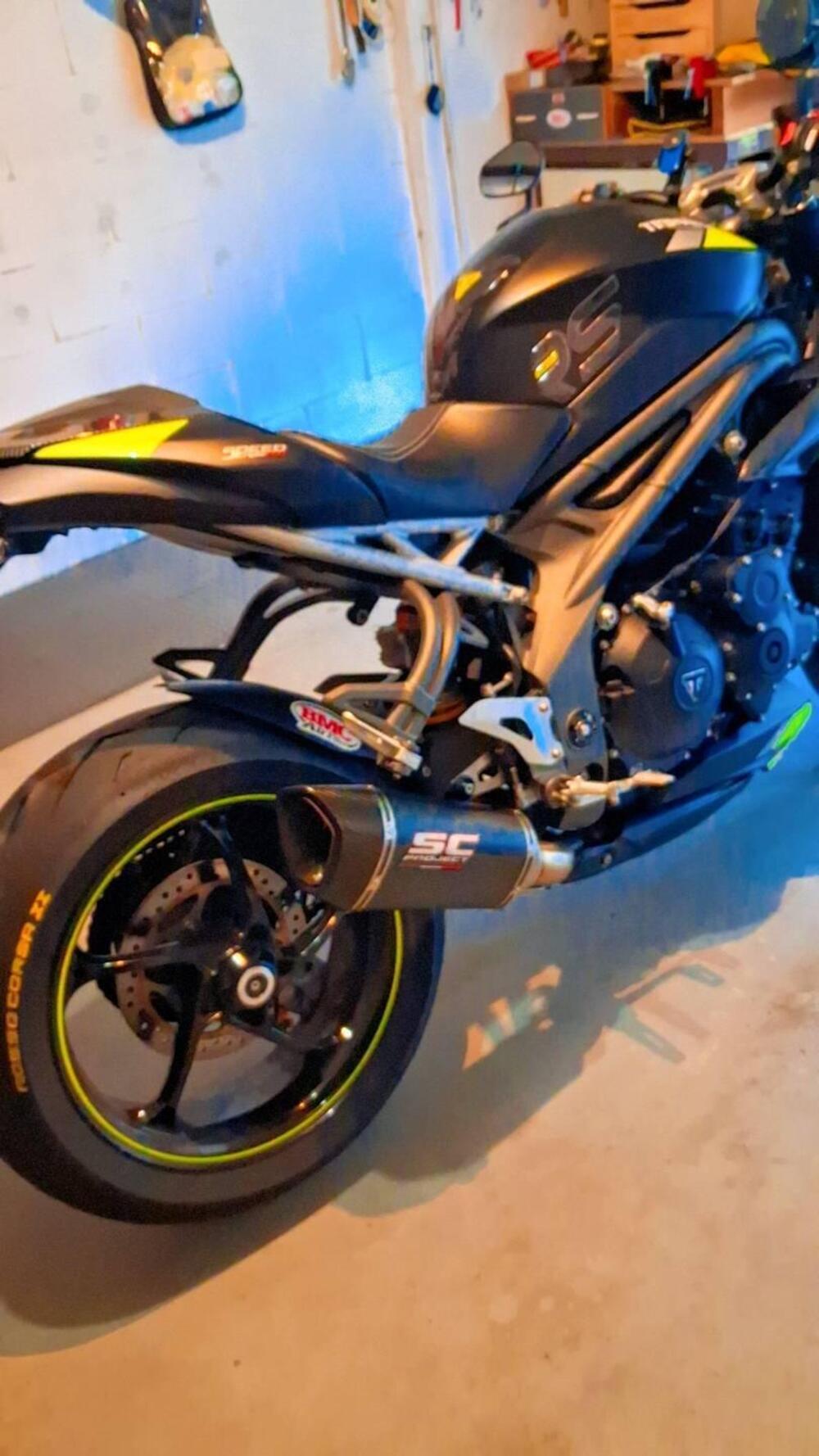 Triumph Speed Triple 1050 RS (2018 - 20) (7)