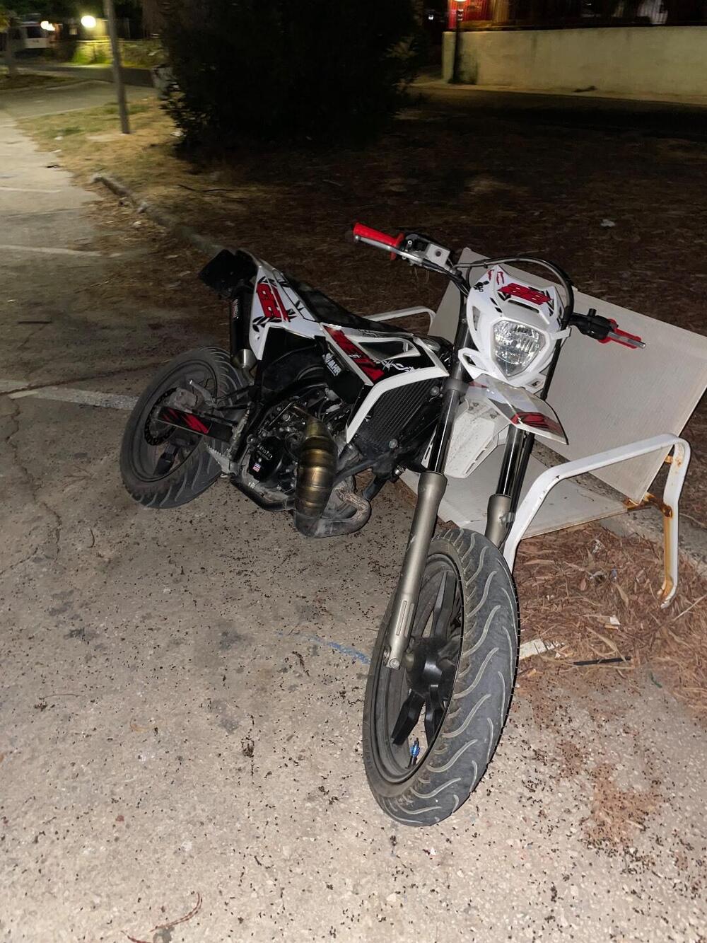 Betamotor RR 50 Motard (2021 - 26) (2)