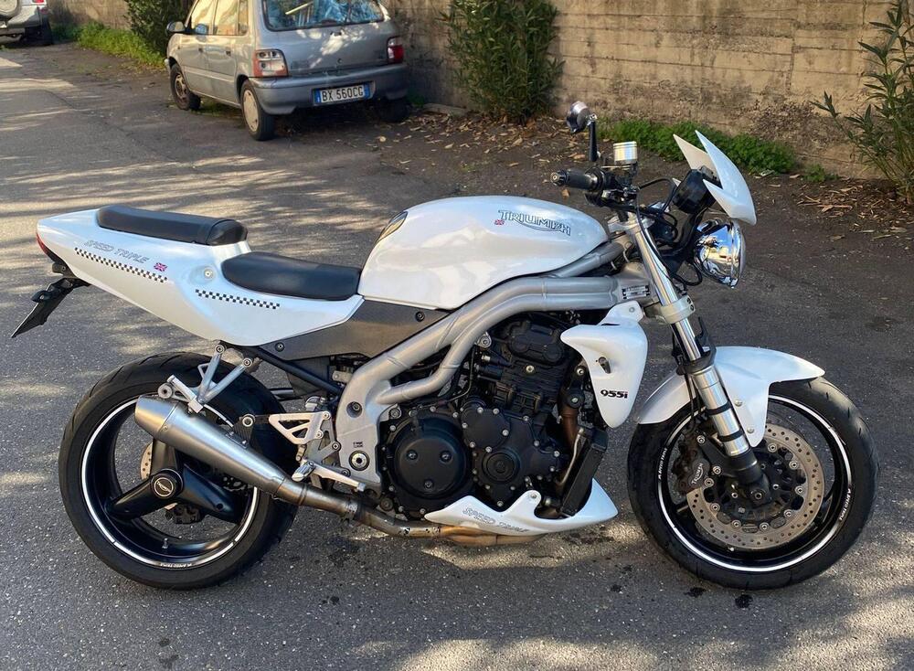 Triumph Speed Triple 955 (2002 - 04) (3)