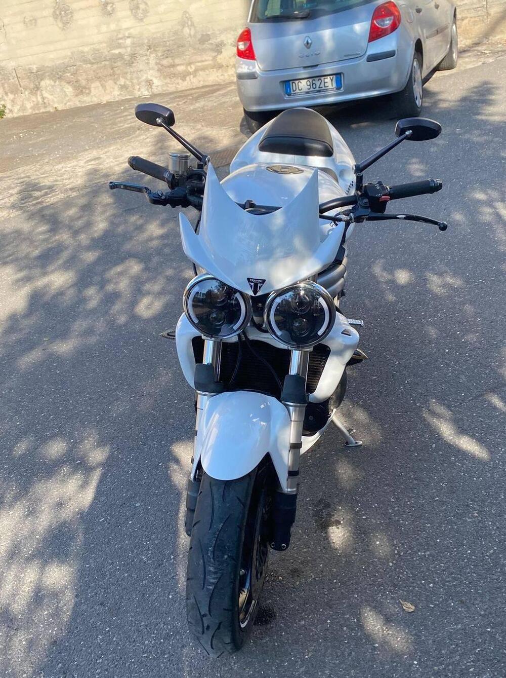 Triumph Speed Triple 955 (2002 - 04)