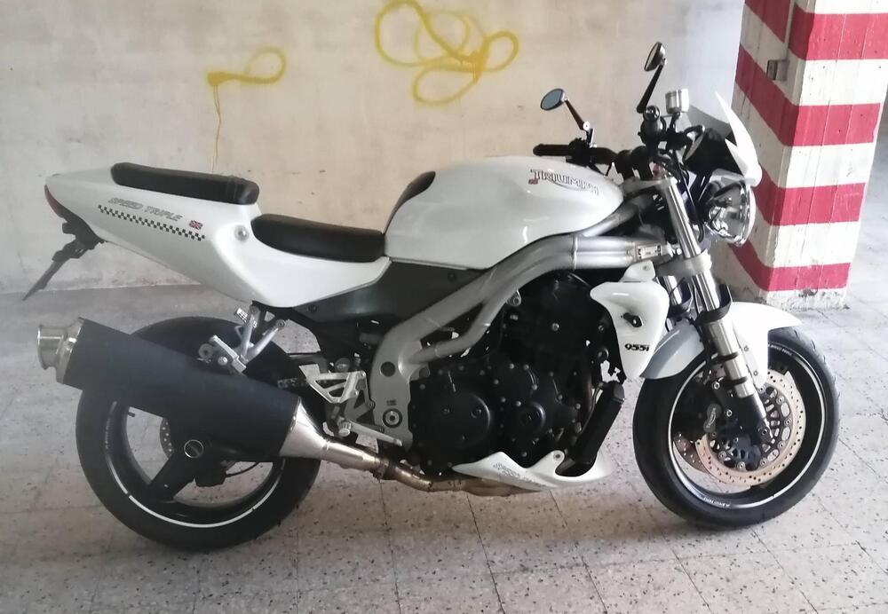 Triumph Speed Triple 955 (2002 - 04) (6)