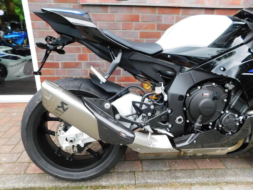 Yamaha YZF R1M (2020 - 25) (6)