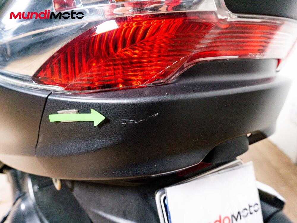 Suzuki Burgman AN 400 Z ABS (2011 - 14) (15)