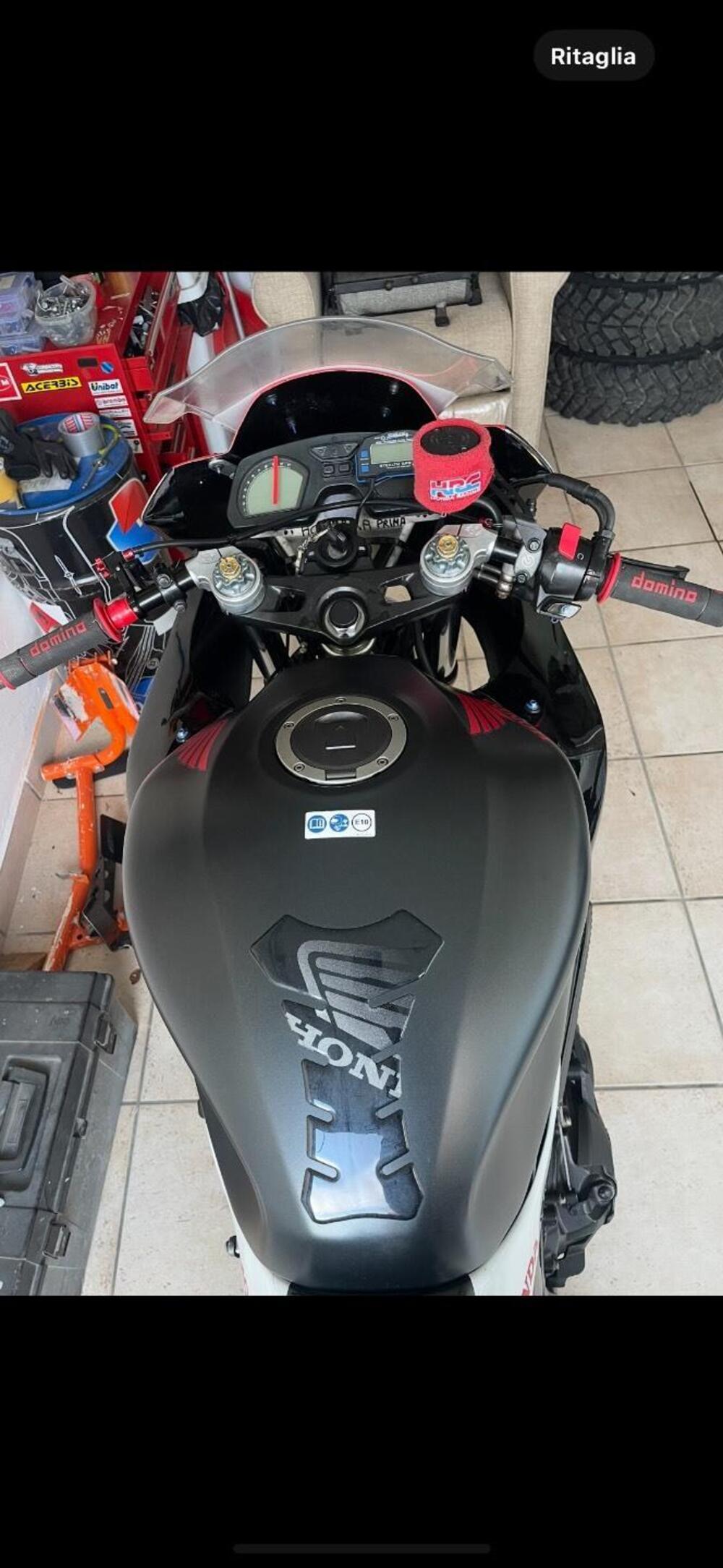 Honda CBR 650 F ABS (2014 - 17) (3)