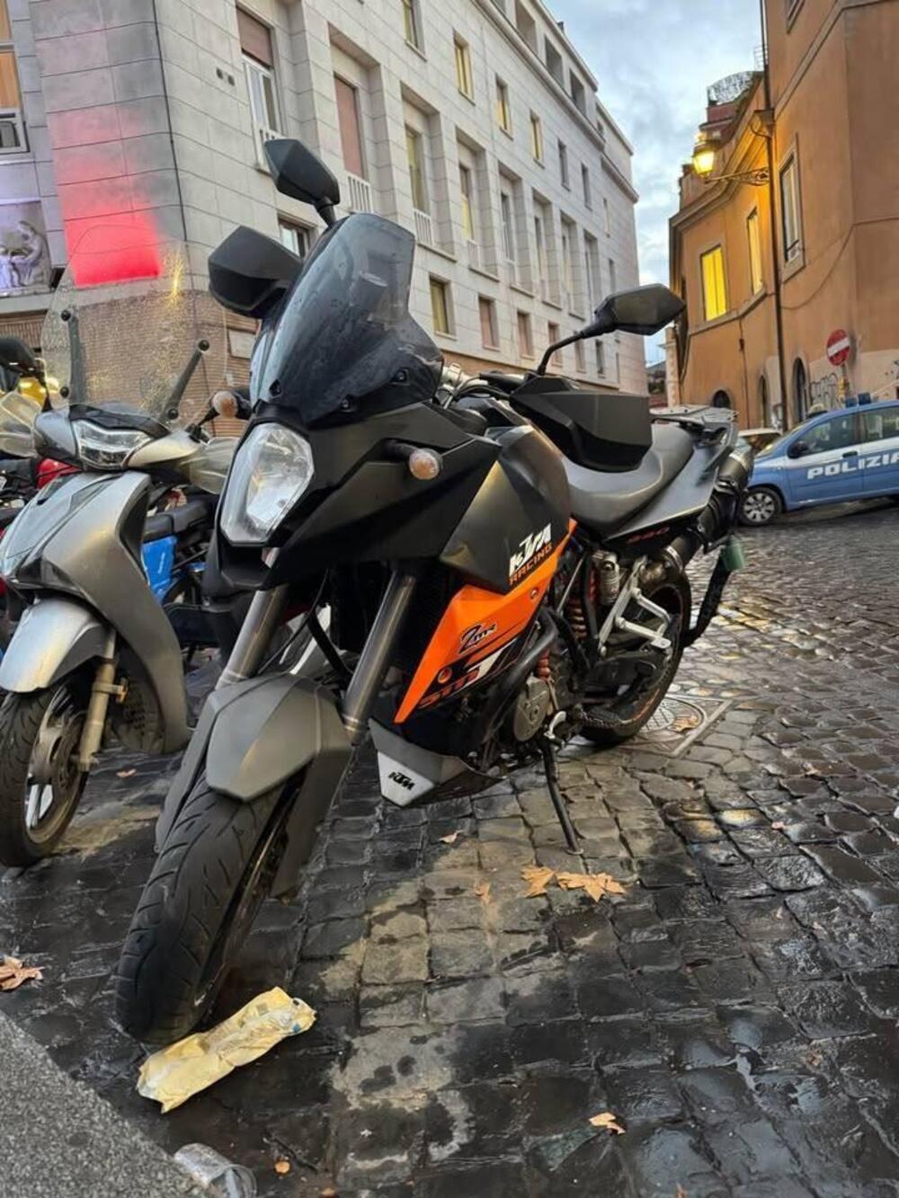 KTM 990 Supermoto T (2009 - 11) (3)