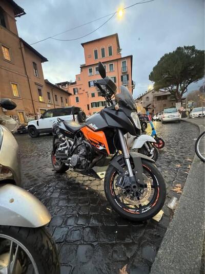 KTM 990 Supermoto T (2009 - 11) usata