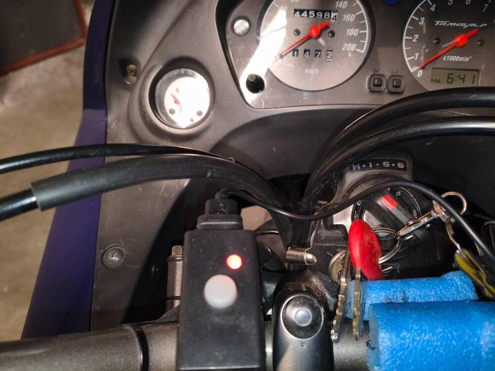 Honda Transalp XL 650V (2005 - 06) (5)