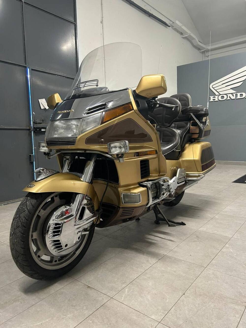 Honda GL 1500 SE Gold Wing (1991 - 02) (2)