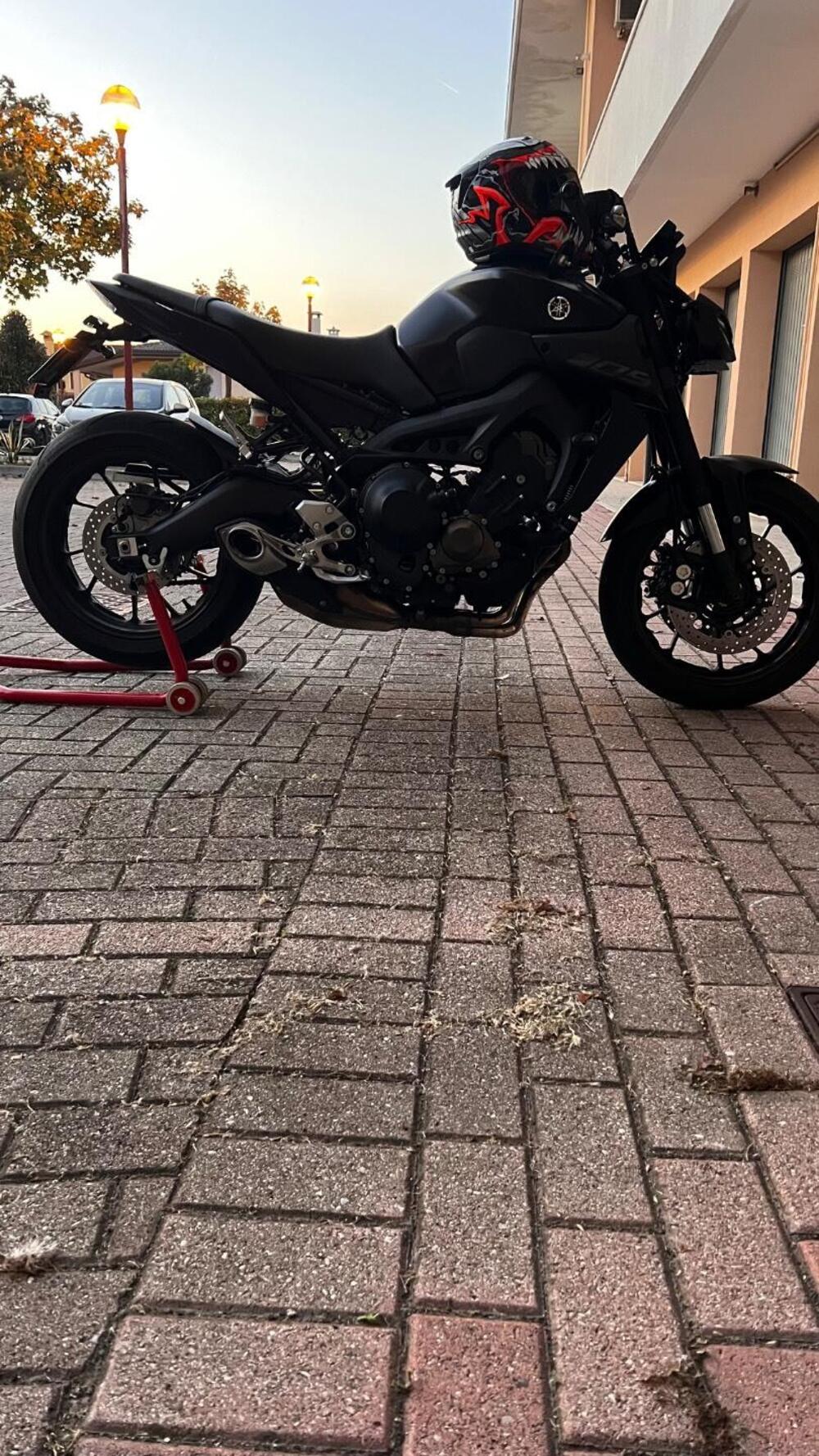 Yamaha MT-09 (2017 - 20) (6)