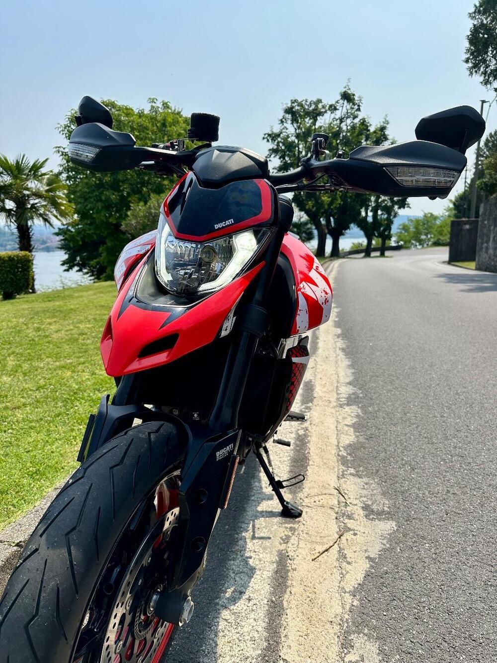Ducati Hypermotard 950 RVE (2022 - 25) (5)