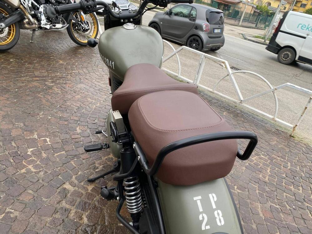 Royal Enfield Classic 350 (2021 - 26) (9)