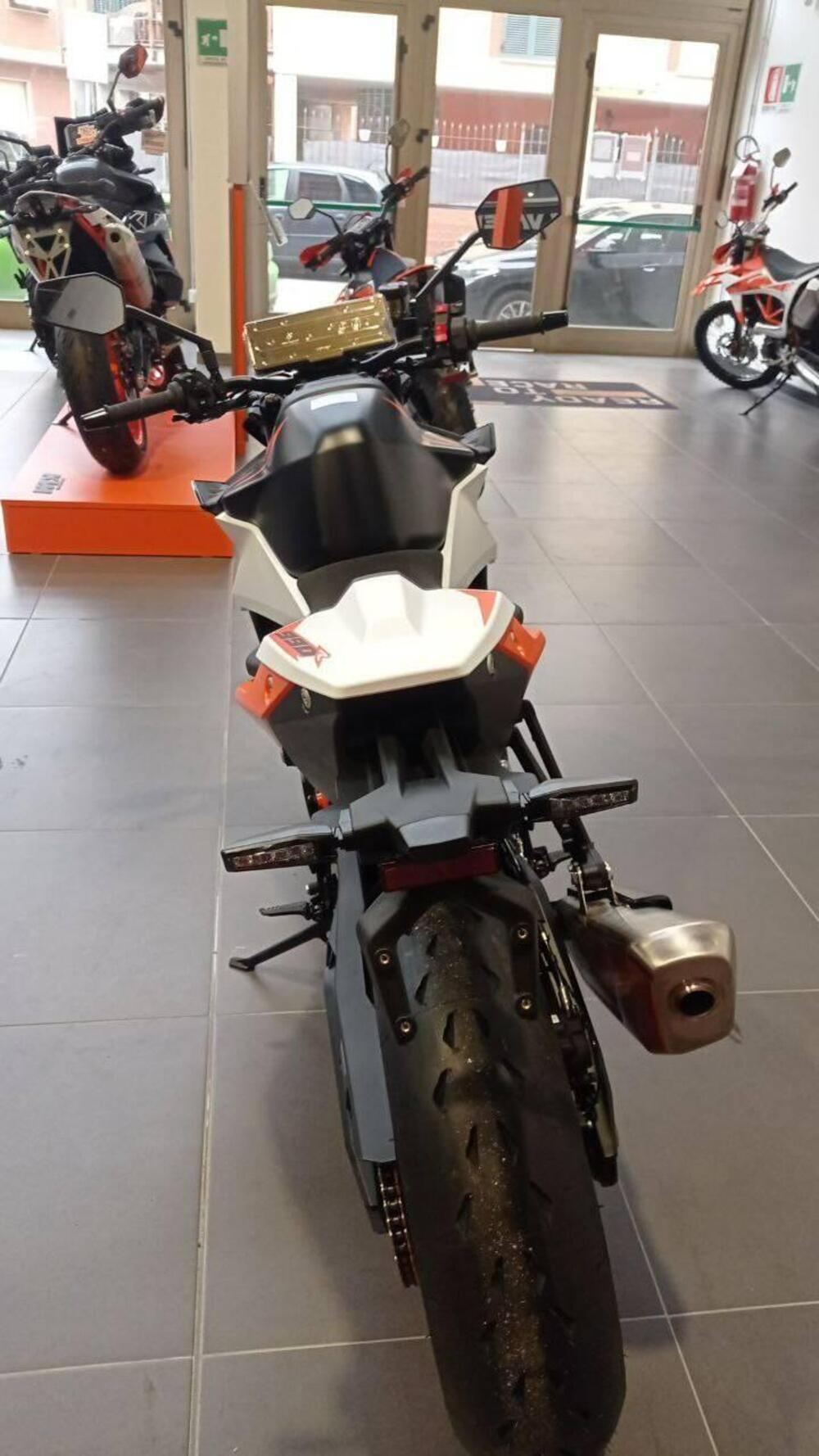KTM 990 Duke R (2026) (3)