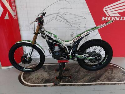 Vertigo Nitro 300 (2023 - 24) usata