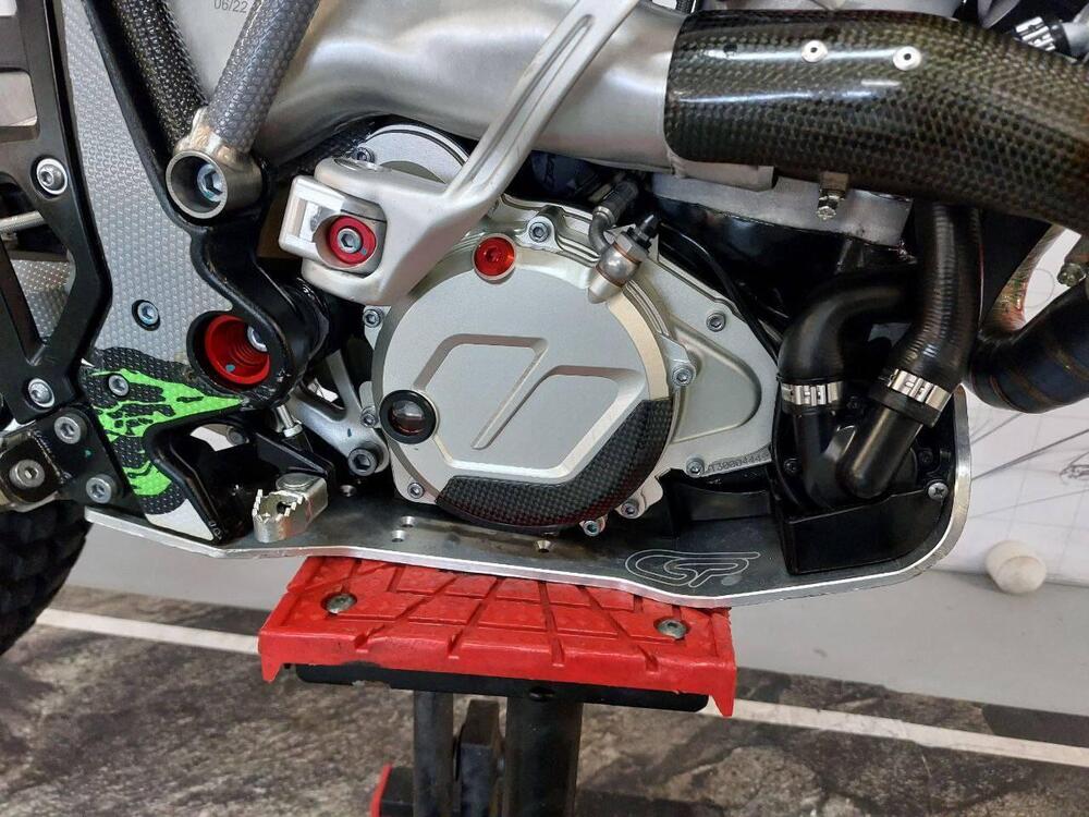 Vertigo Nitro 300 (2023 - 24) (2)