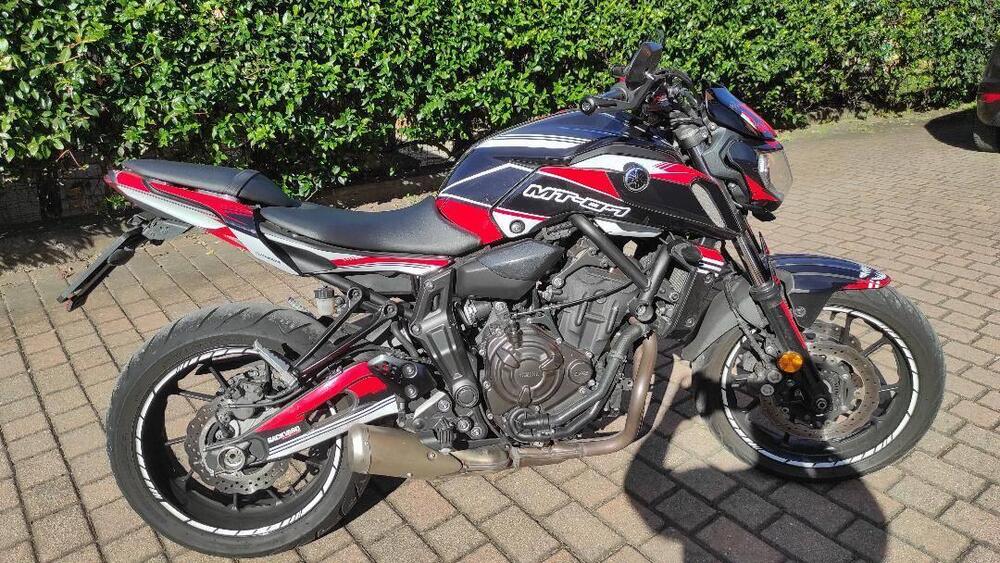 Yamaha MT-07 (2018 - 20) (4)