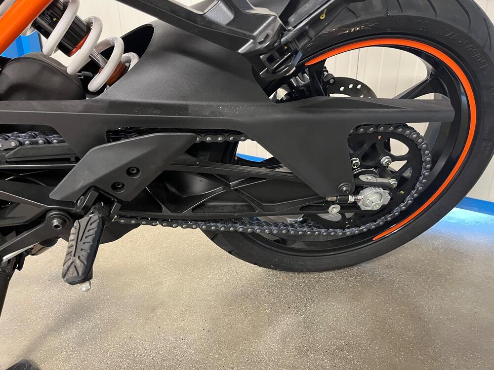 KTM RC 390 (2022 - 26) (6)