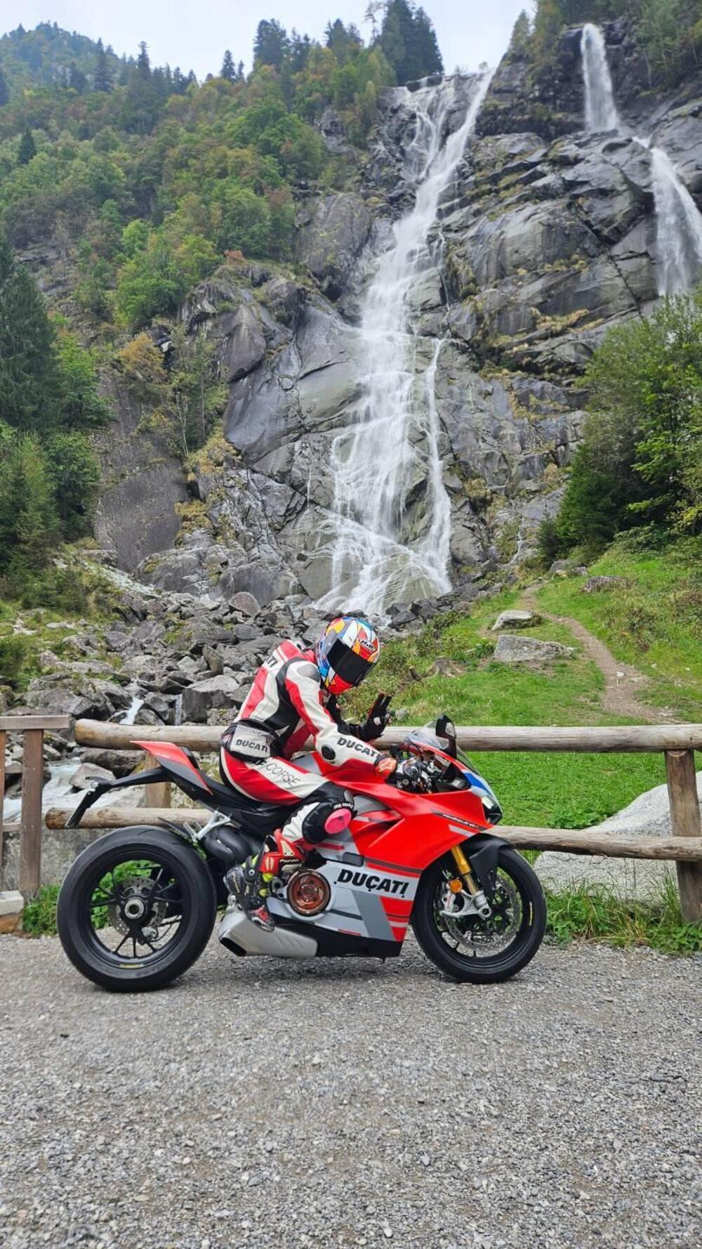 Ducati Panigale V4 S 1100 Corse (2019) (8)