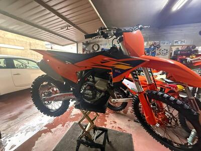 KTM 250 SX-F (2026) usata