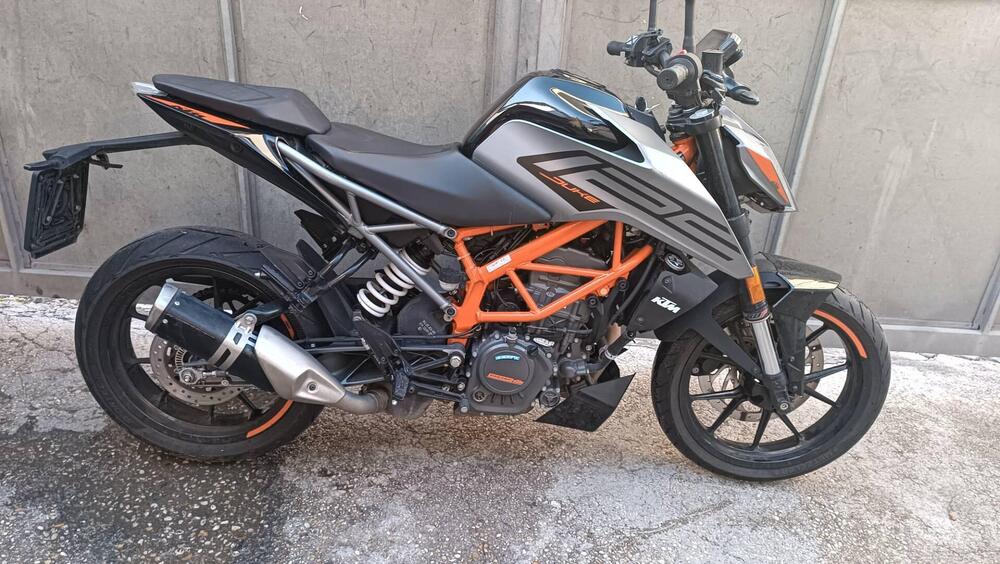 KTM 125 Duke (2021 - 23)